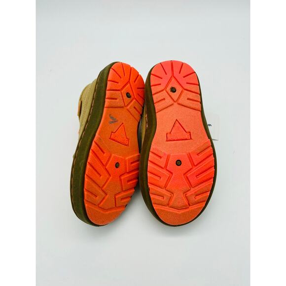 New! OshKosh Boys Shoes - Picture 3 of 3